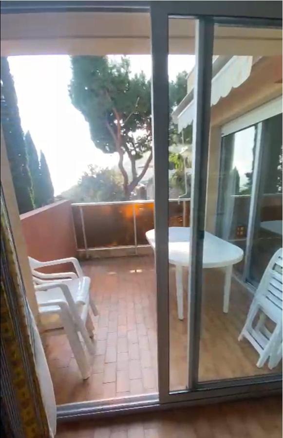 Residence "Le Golfe Bleu" Roquebrune-Cap-Martin Exterior foto