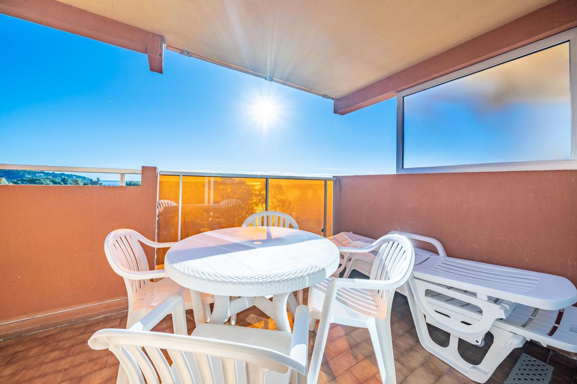 Residence "Le Golfe Bleu" Roquebrune-Cap-Martin Exterior foto