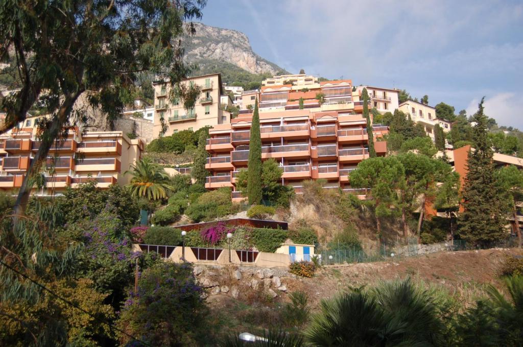 Residence "Le Golfe Bleu" Roquebrune-Cap-Martin Exterior foto