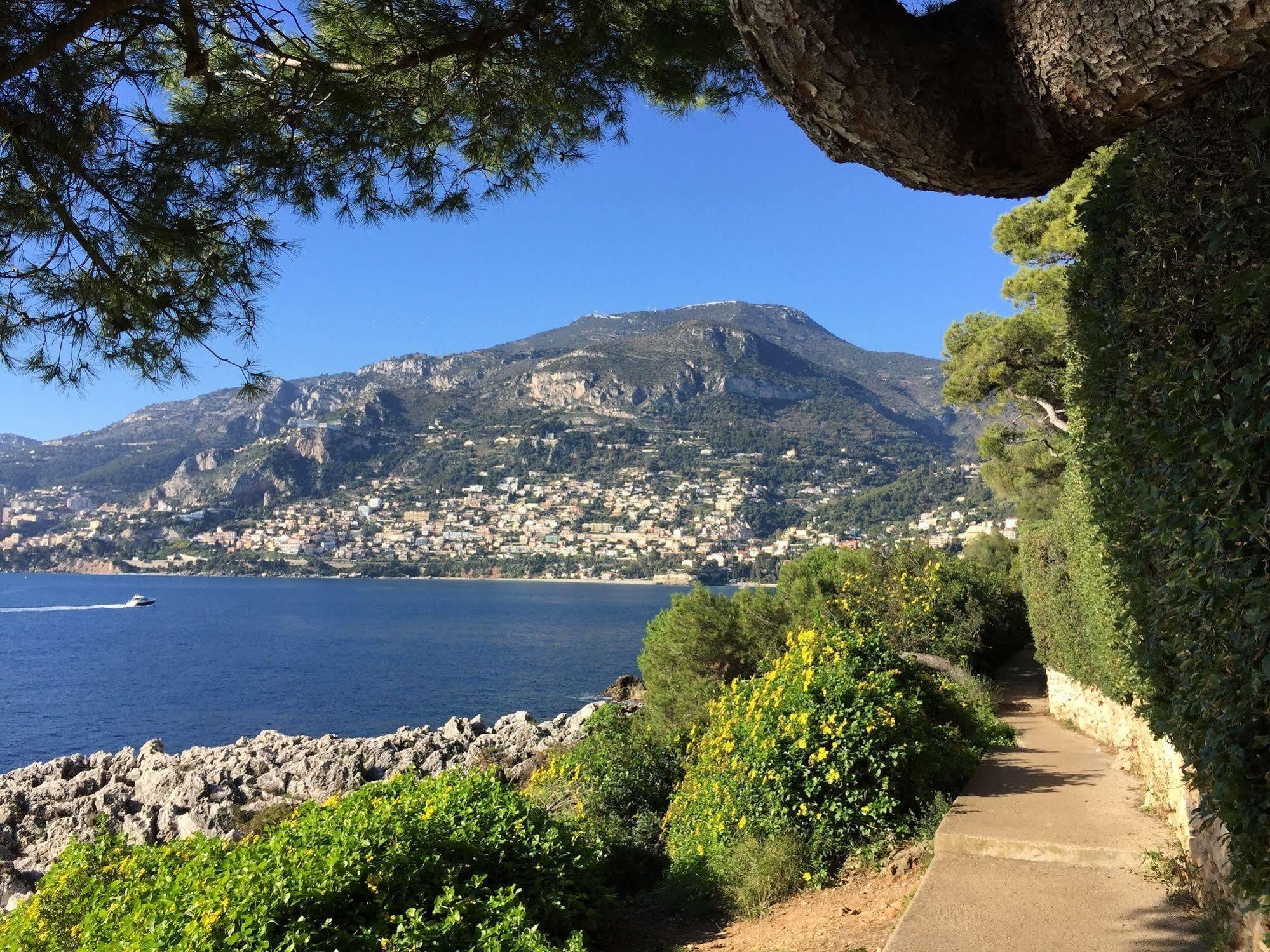 Residence "Le Golfe Bleu" Roquebrune-Cap-Martin Exterior foto